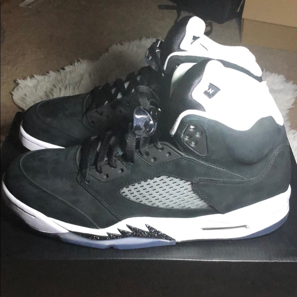 Air Jordan 5 Retro